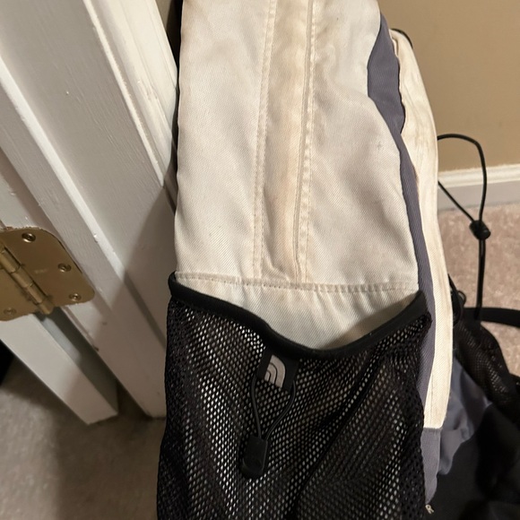 North Face Backpack - Picture 3 of 7